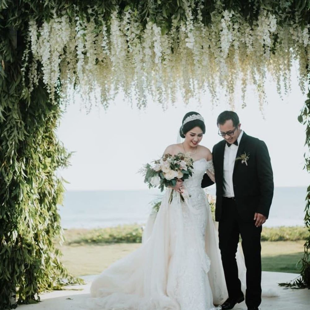 Meet your Posher, Bunga